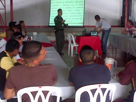 Capacitación Al Personal De Seguridad Móvil y La Red De Apoyo De La Policía Nacional